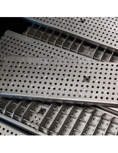 Rejilla de acero inoxidable 125x1000 mm de empotrar perforada C-250 2